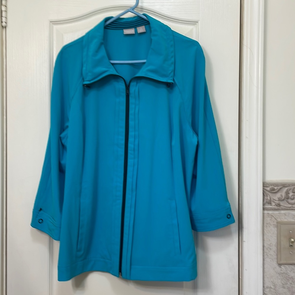 Chico’s Zenergy windbreaker jacket size 3 ( xl )